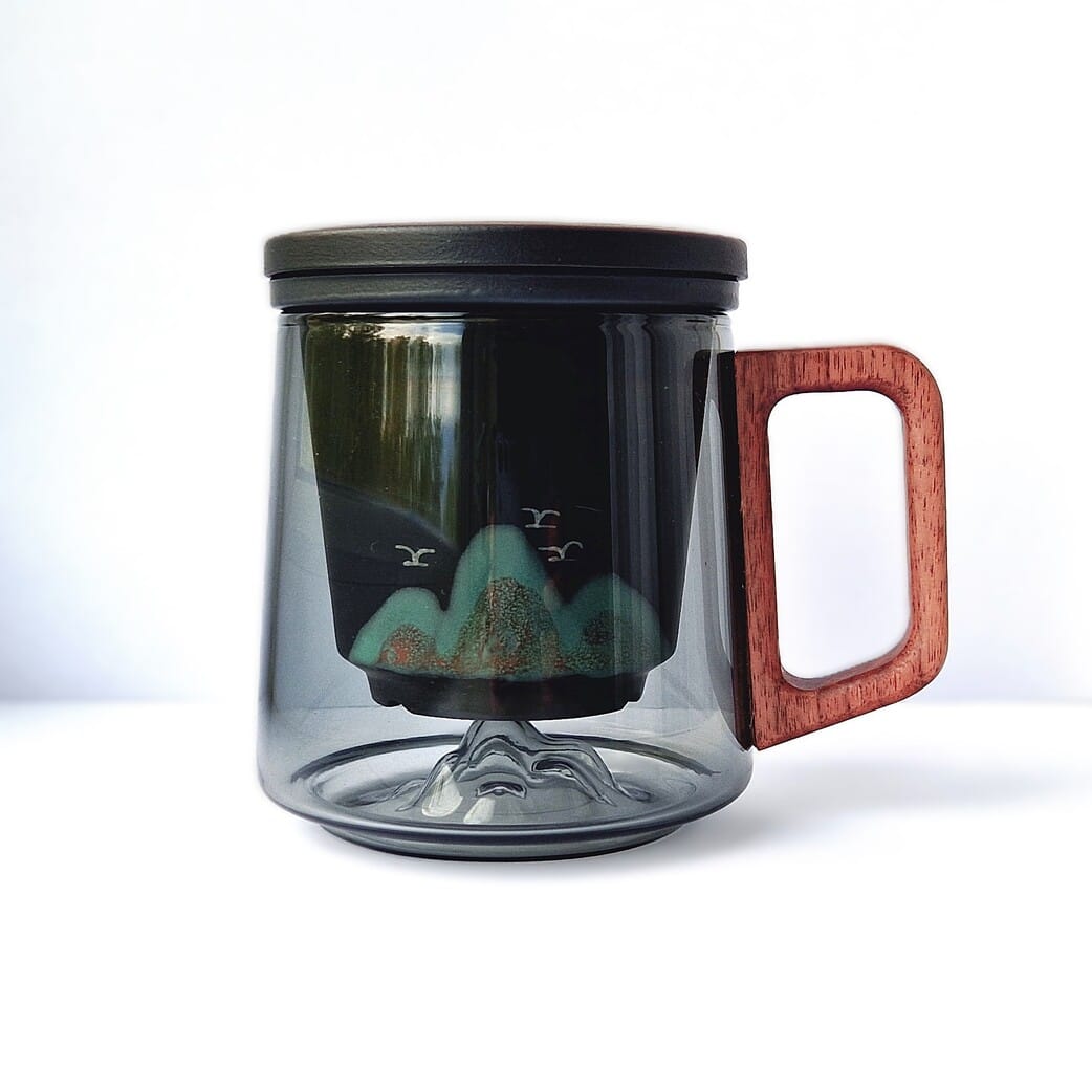 Borosilikatinis puodelis medine rankena