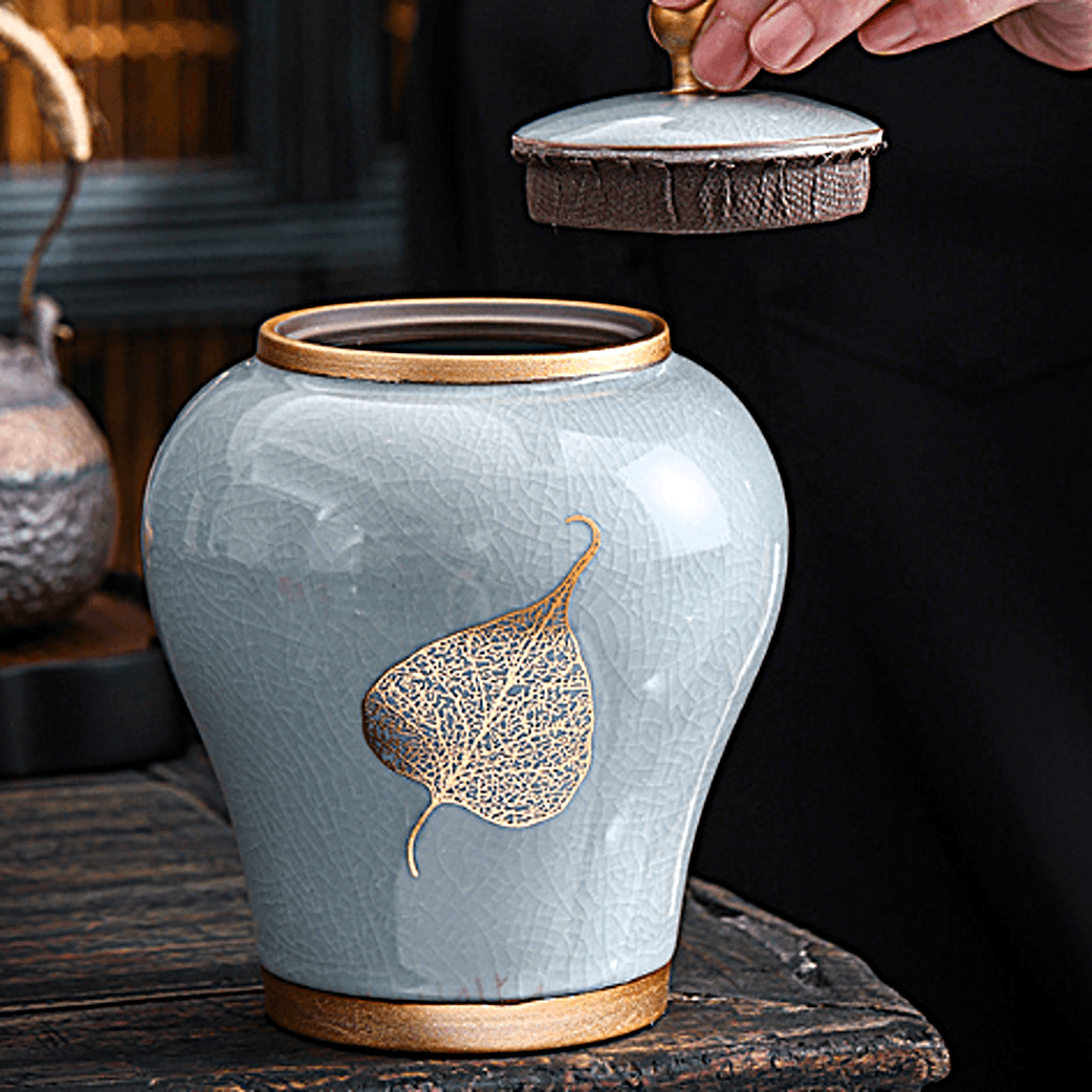 keraminio indo auksinė indo dekoracija